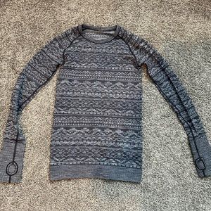 Lululemon Swiftly tech long sleeve size 6
